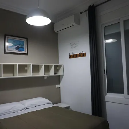 Guest house Casa Blanca 2*