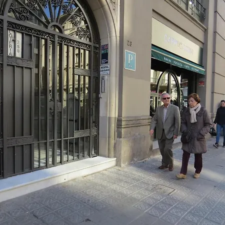 Guest house Casa Blanca 2*