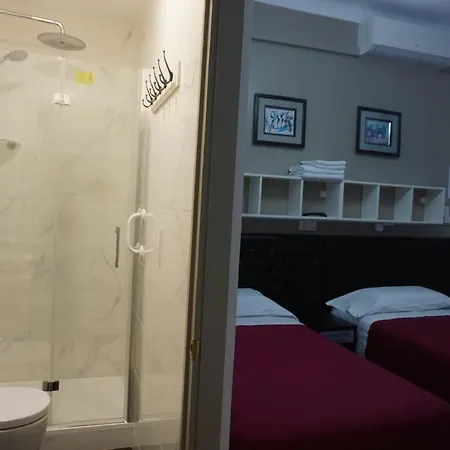 Casa Blanca Guest house 2*
