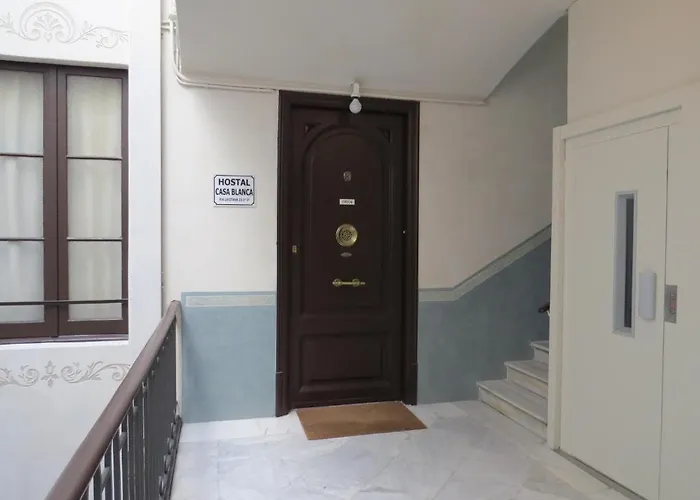Casa Blanca Πανσιόν 2*